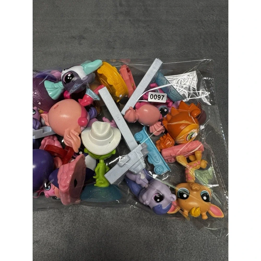 Mixed Lot Of 17 My Littlest Pet Shop McDonalds Happy Meal Figures LPS